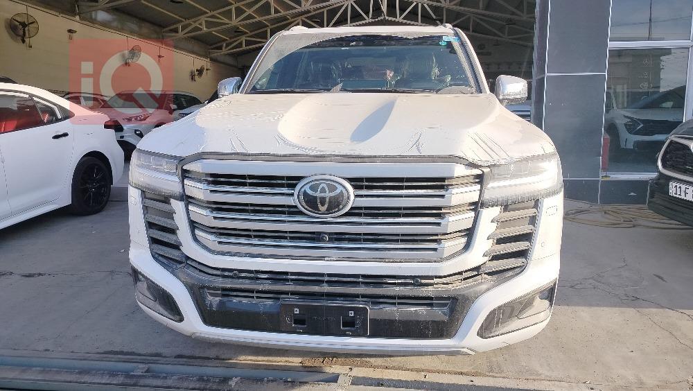 تويوتا لاندكروزر